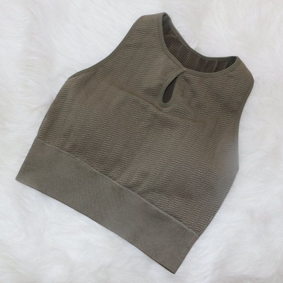 Shein Cut Out Front Crop Sports Tank Top - Picture 3 of 7